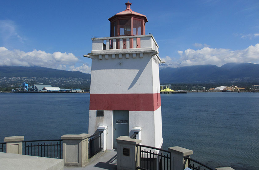 Red and white Brockton Point Lighthouse at Stanley Park 