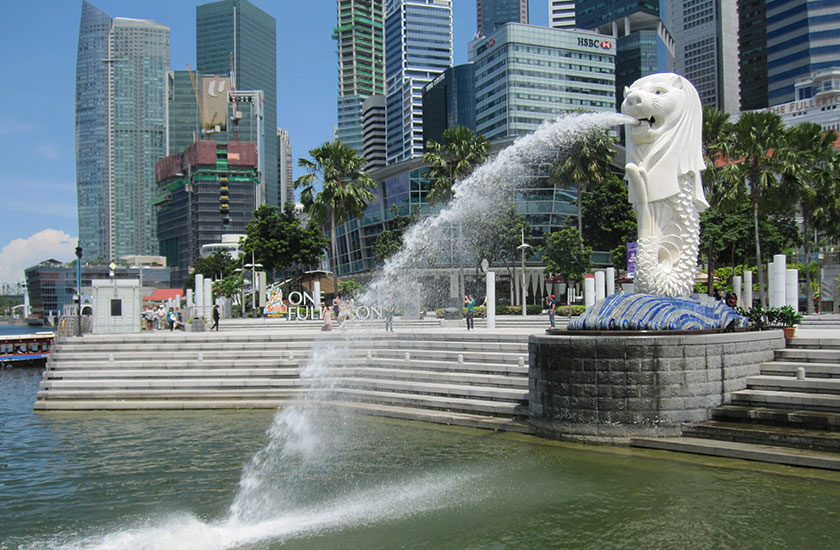 Tourist attraction Merlion Park Statue in Singapore